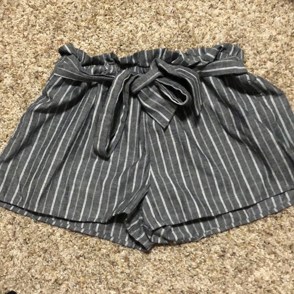 High waisted paper bag shorts